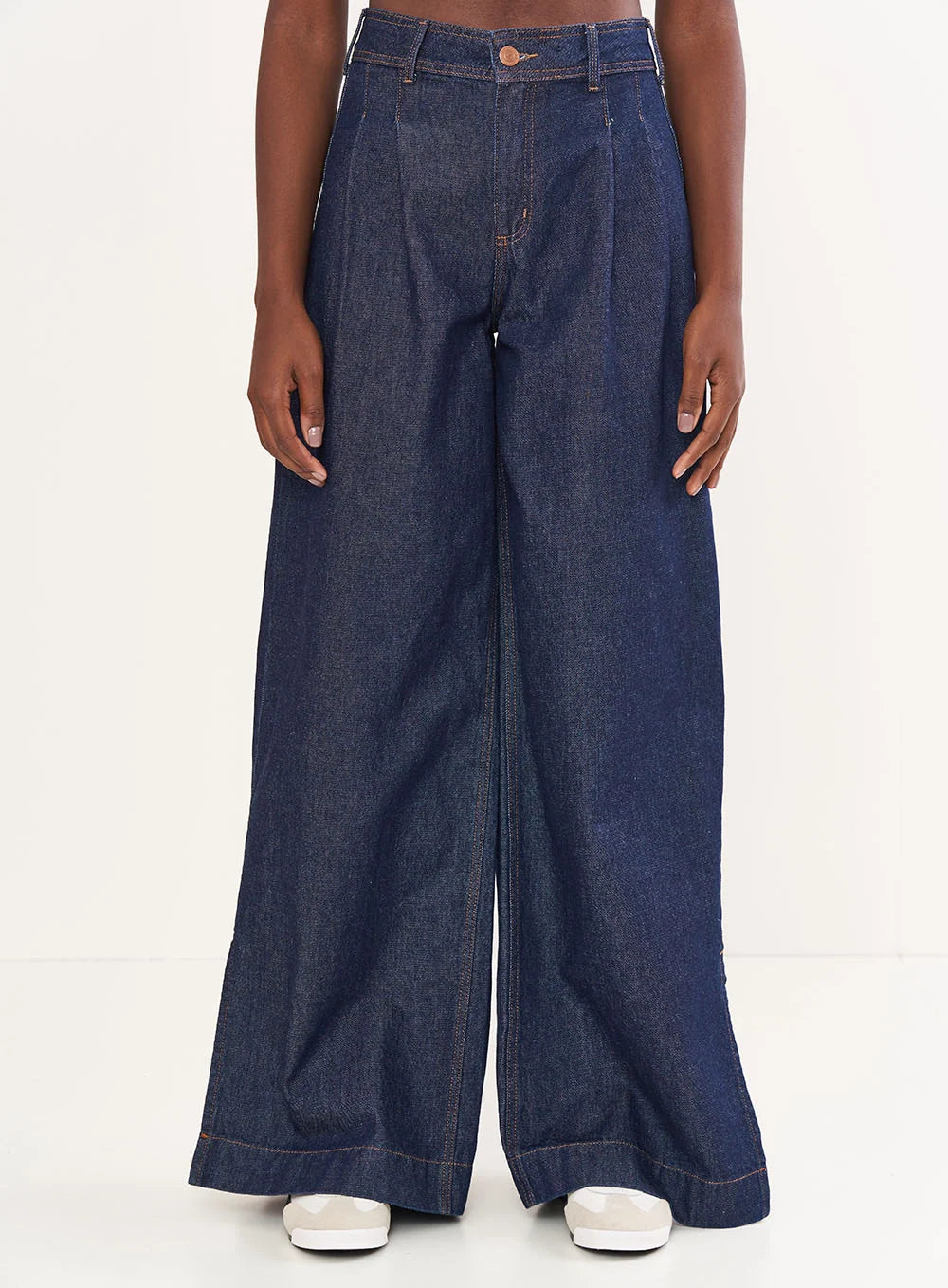 Calça Feminina Jeans Ampla - Silvia