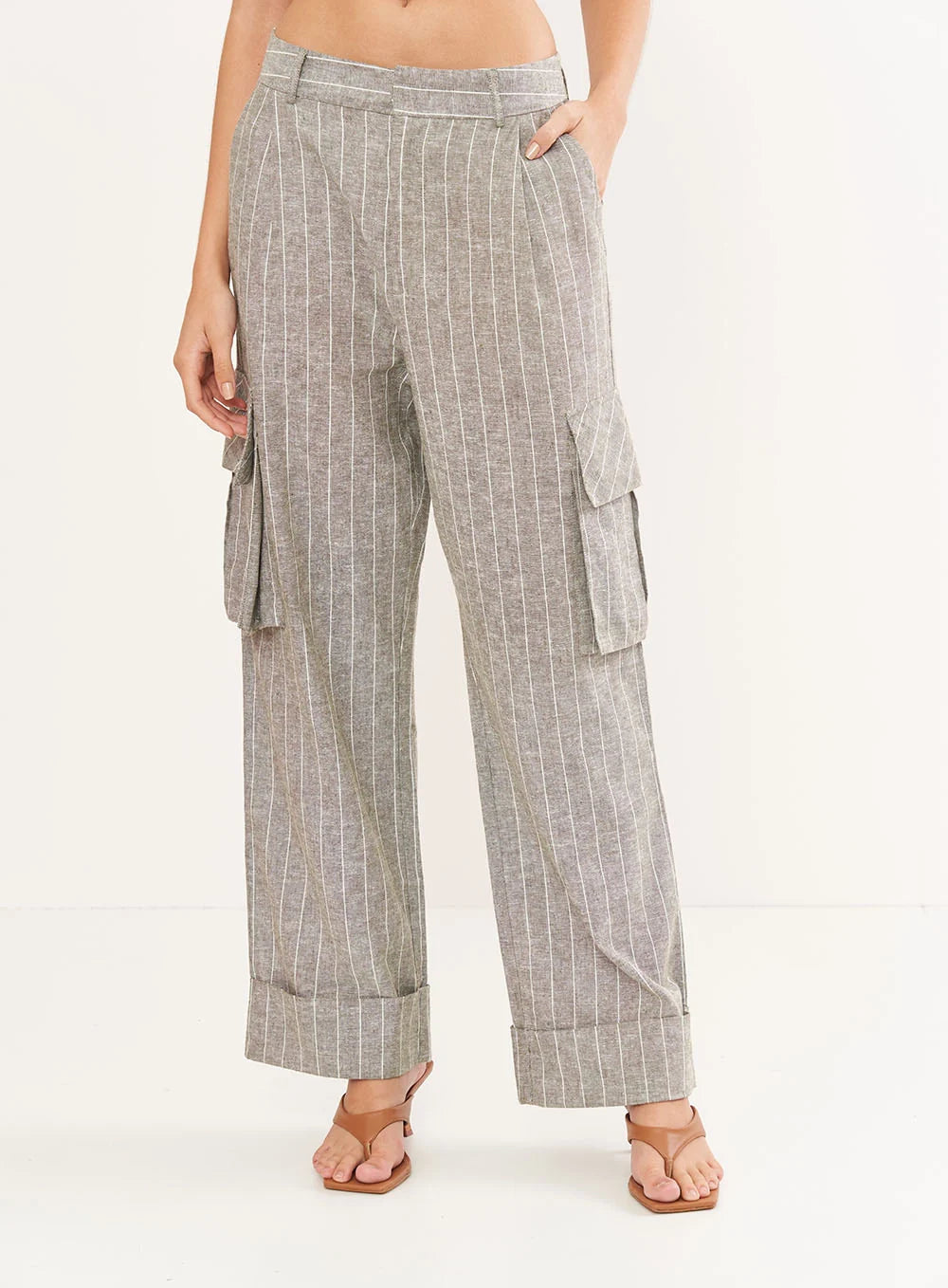 Calça Feminina Cargo Linho Listrada