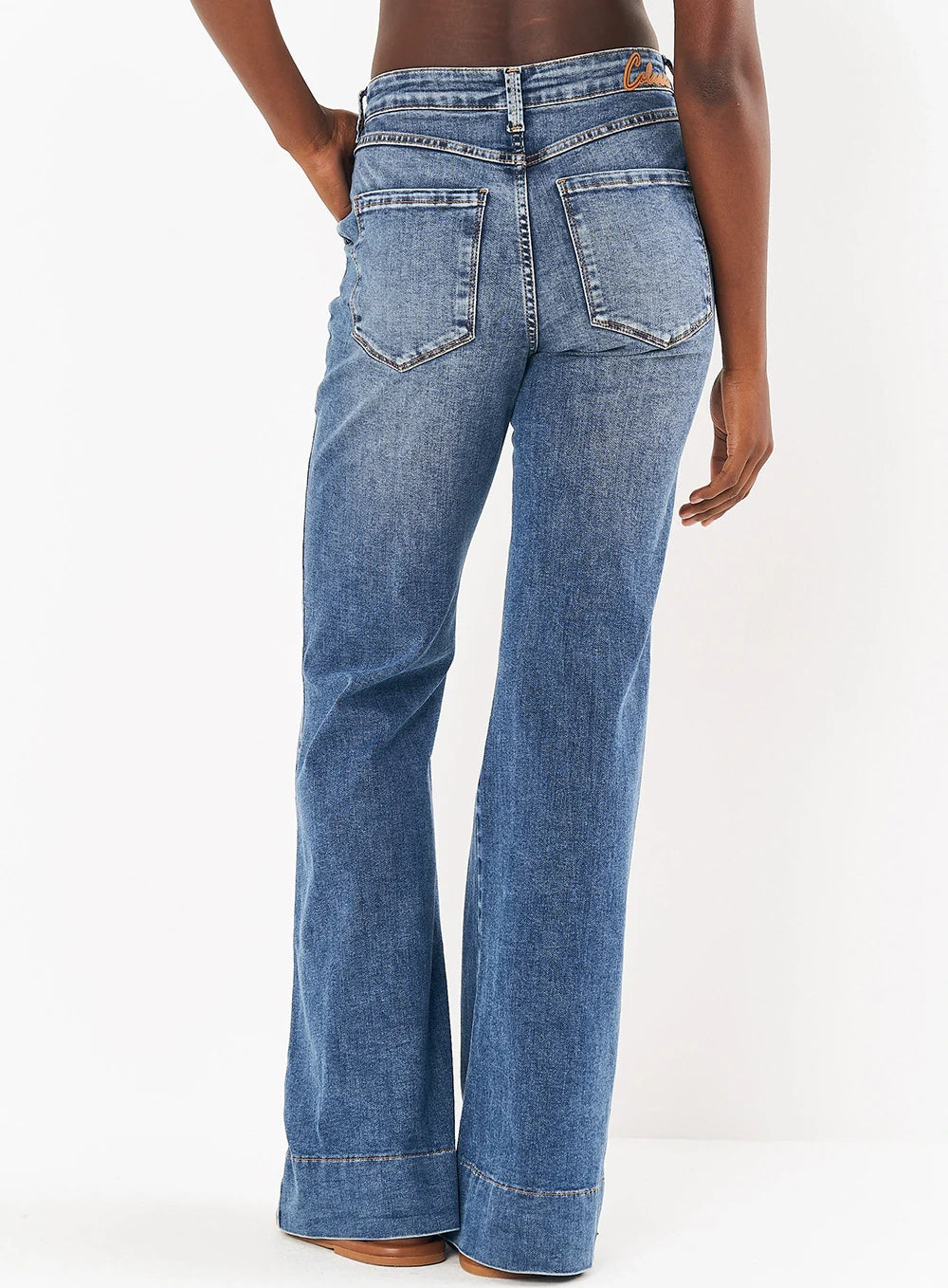 Calça Feminina Jeans Boot Cut - Bruna