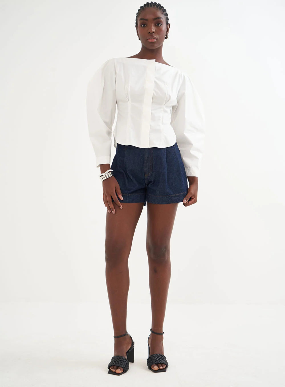 Short Jeans Ajustado - Joana