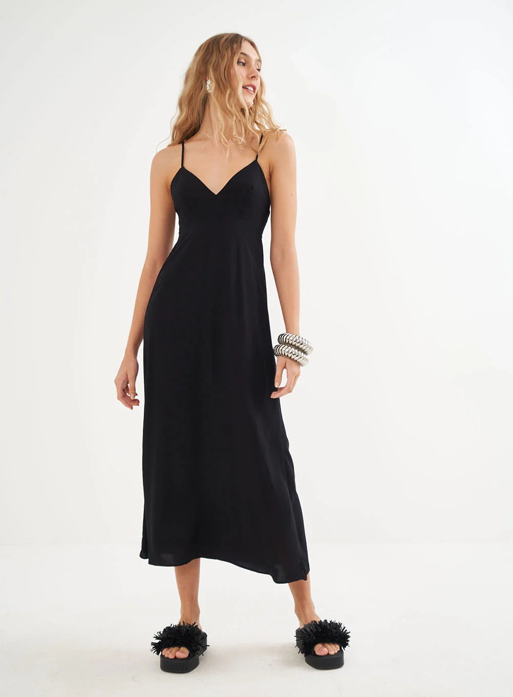 Vestido Midi Acinturado